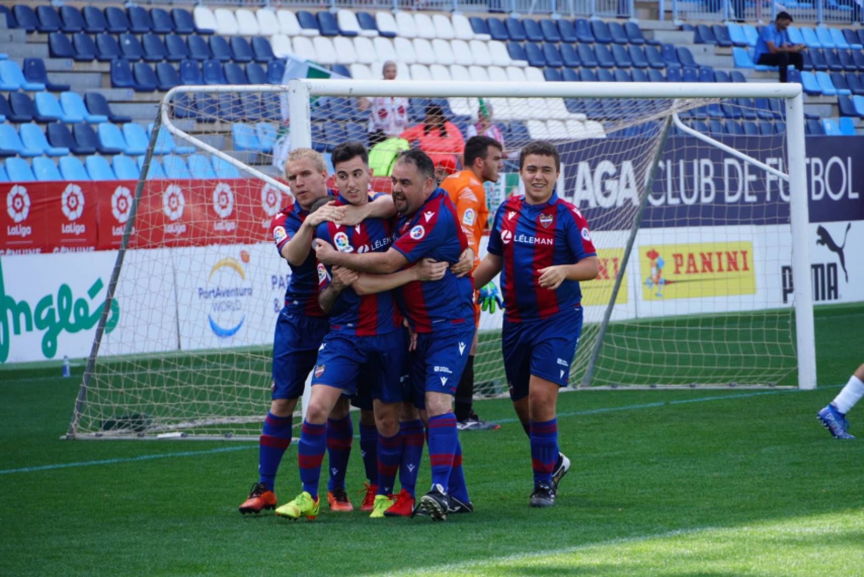 Jugadores en la fase 2 de la liga genuine